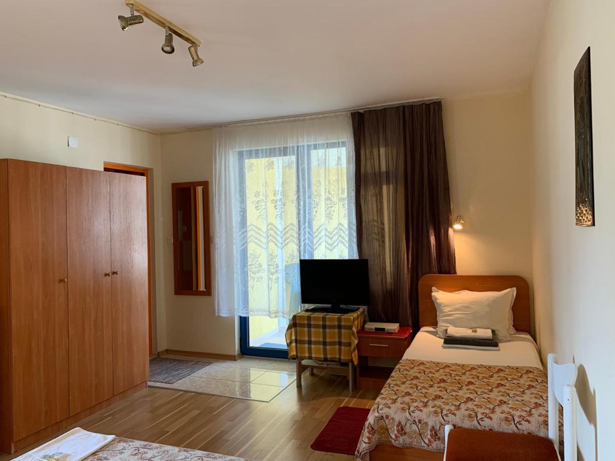 Guest House “Olesya” Obzor Εξωτερικό φωτογραφία